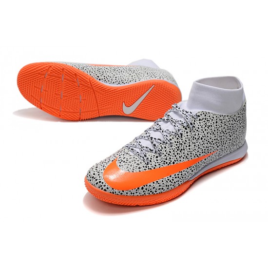 Kopačky Nike Mercurial Superfly VII Academy IC Bílá Černá oranžový 39-45