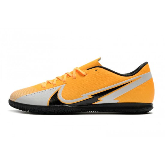 Kopačky Nike Mercurial Vapor 13 Academy IC oranžový Šedá Černá 39-45