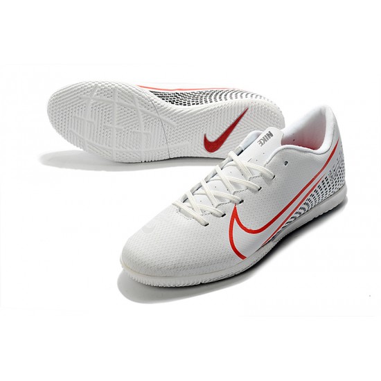 Kopačky Nike Mercurial Vapor 13 Academy IC Bílá Černá Červené 39-45