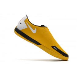 Kopačky Nike React Phantom GT Pro IC oranžový Černá Bílá 39-45