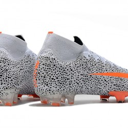 Kopačky Nike Superfly 7 Elite SE FG Bílá Černá oranžový 39-45
