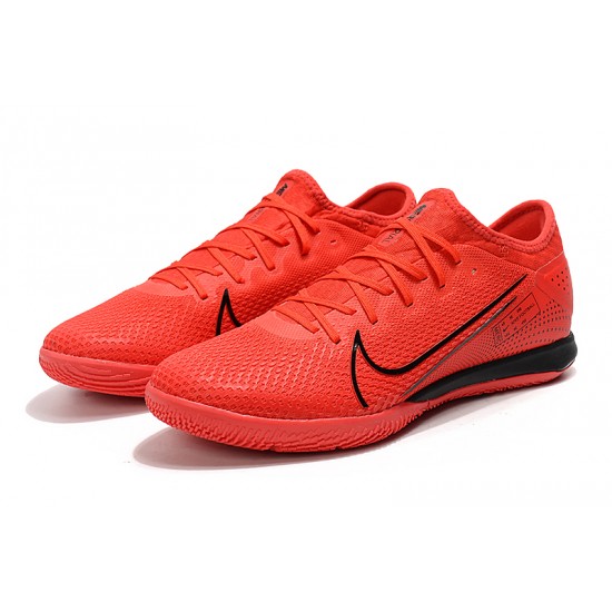 Kopačky Nike Vapor 13 Pro IC Červené Černá 39-45